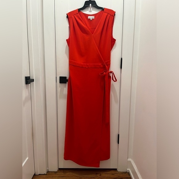 Gibson Latimer Women’s Wrap Jumpsuit Size 12 Red Orange Relaxed V Neck Sleeveles - Picture 1 of 6